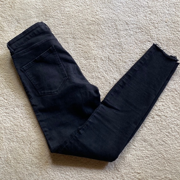 Zara Black Denim Jeans - Picture 1 of 8